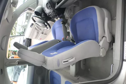 Q708 VW New Beetle 9C 1Y Sitz vorne rechts Beifahrersitz grau blau (171739)