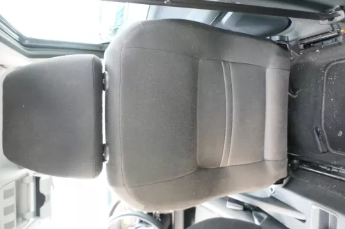 Q727 Skoda Fabia Roomster 5J Sitz vorne rechts Beifahrersitz (172624)