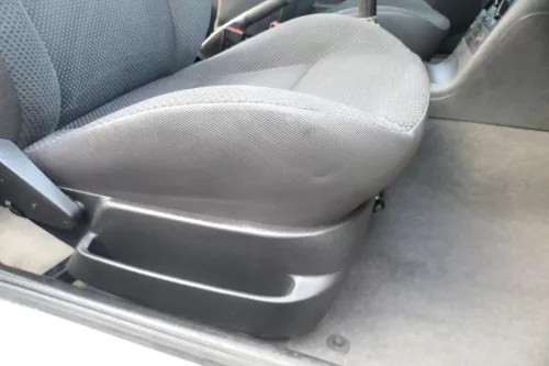 Q752 VW Polo 6N2 Ibiza vorne rechts Sitz Beifahrersitz 4/5-Türer mit Airbag - sc (173928)