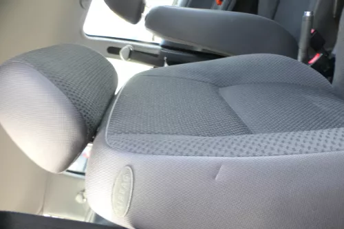 Q752 VW Polo 6N2 Ibiza vorne rechts Sitz Beifahrersitz 4/5-Türer mit Airbag - sc (173928)