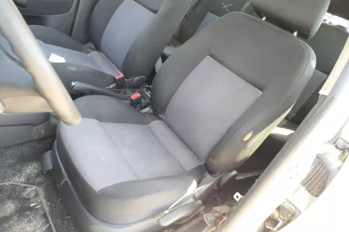 Q779 Golf 4 1J Bora Sitz vorne links Fahrersitz 4/5Türer Variant Kombi (174988)