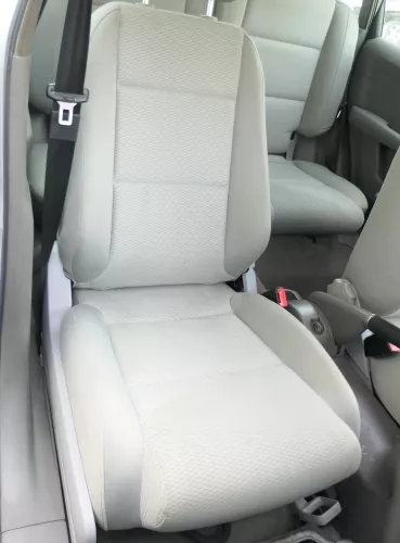 Q781 Audi A2 8Z Sitz vorne rechts Beifahrersitz dunkelgrau swing