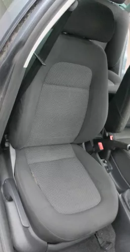 Q899 VW Caddy 2K Sitz vorne rechts Beifahrersitz