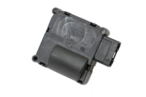 VW T5 A6 4F Touareg Stellmotor Heizung Luft 4F0820511B (146873)