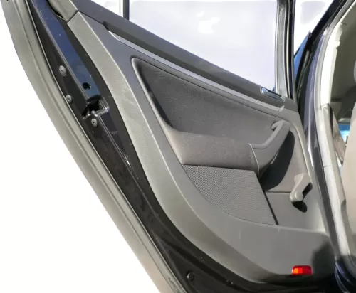 1x Golf 5 Limousine Türverkleidung Verkleidung Tür hinten links 4/5Türer schwarz (173852)