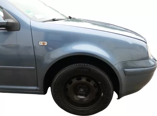 VW Golf 4 Kotflügel vorne rechts blau LD5X - Delle