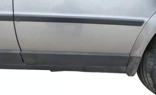 VW Passat 3B 3BG Kombi Variant Tür hinten links grau LD7W + Scheibe (201886)