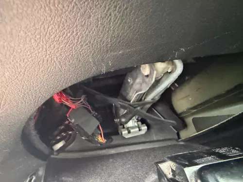 VW Passat 3BG Anhängerkupplung Anhängekupplung starr starre + Kabelbaum (201935)