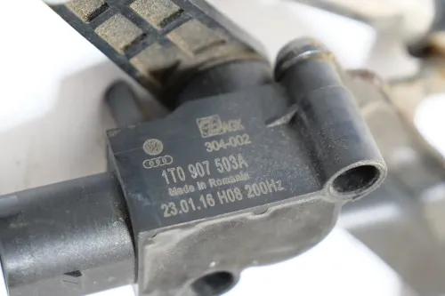 A4 8K Sensor Scheinwerfer Leuchtweitenregulierung Niveausensor 8K0941309F hinten (201274)