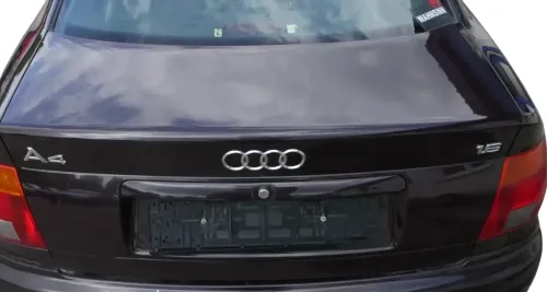 Audi A4 B5 Heckklappe hinten Klappe Kofferraumklappe Limousine blau lila LY3K