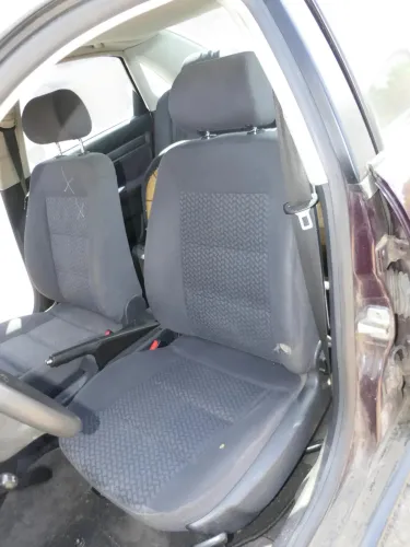 Audi A4 B5 Sitz Fahrersitz vorne links höhenverstellbar