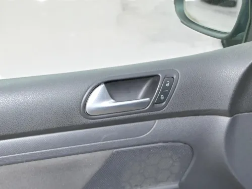 1x VW Golf 5 2/3-Türer Türverkleidung Verkleidung Tür vorne links Abdeckung (202134)