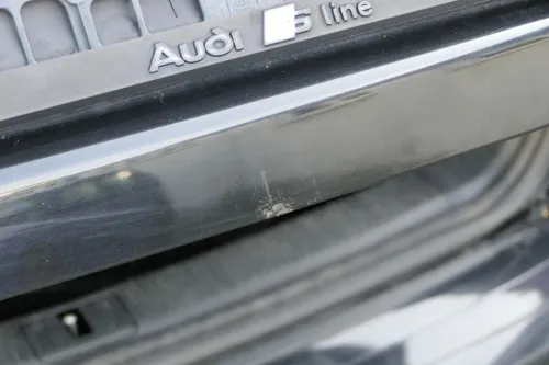 Audi A3 8P 4/5-Türer Heckklappe Klappe hinten schwarz LZ9Y Scheibe (202169)