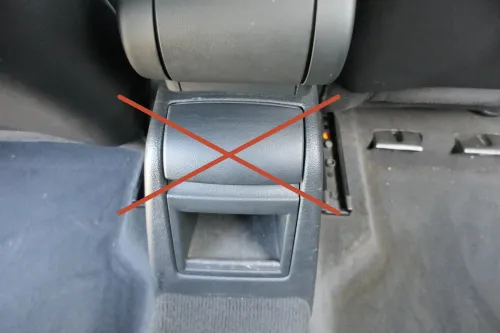 Audi A3 8P Mittelarmlehne Armlehne Fach original Leder Lehne - Griff defekt (202199)