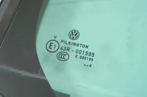 Golf 7 5G Kombi Fensterscheibe feststehend in Tür hinten rechts 5G9845214C (202216)