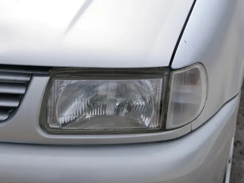 VW Polo 6N Kühlergrill Grillleiste vorne + Leiste Grill silber LB7Z (202310)