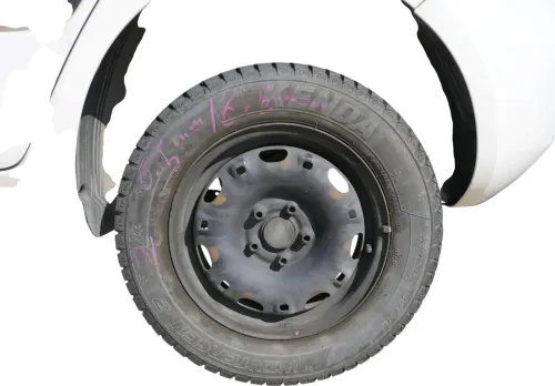 4x VW Polo 9N Felgen Reifen 175/70 R14 84T Winterreifen 5jx14H2 ET35 ca. 5-7mm (202370)
