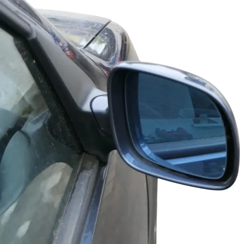 VW Golf 4 Bora elektrischer Spiegel vorne rechts Außenspiegel grün LC6M Glas