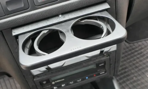VW Golf 4 Bora Becherhalter Getränkehalter Dosenhalter Halter Getränke Dosen