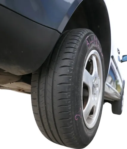 Golf 4 Bora Alufelgen 195/65 R15 91H Sommerreifen Reifen ca.5mm Borbet