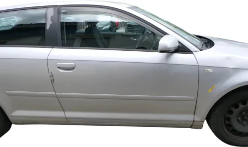 Audi A3 8P 2/3-Türer Tür vorne rechts Beifahrertür Türblatt grau silber LX7W