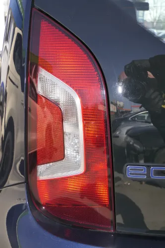 VW Up Rücklicht hinten links 1S0945095G Rückleuchte Heckleuchte Lampenträger