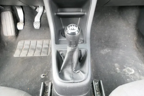 VW Up Schaltknauf Schaltsack Schaltung Schaltknüppel Leder 5-Gang schwarz (202557)
