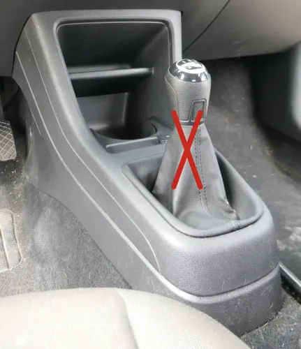 VW Up Mii Mittelkonsole Mitteltunnel um Schaltung 1S0863680AS Becherhalter
