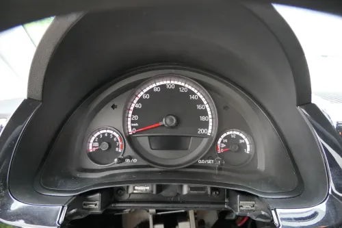 VW Up 1S Tacho Tachometer Kombiinstrument 206.000km 1S0920860M Benziner (202576)